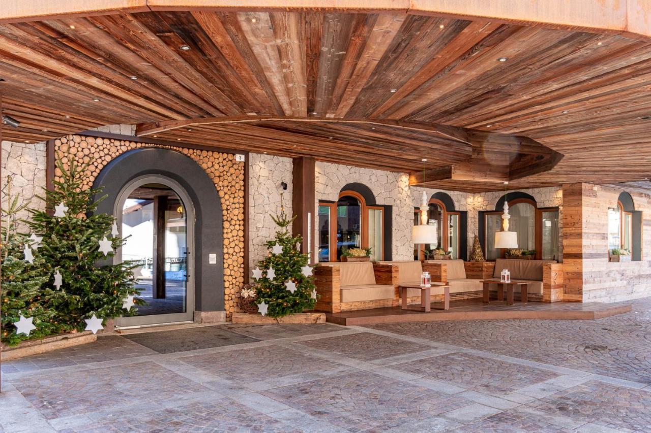 Croce Bianca Leisure & Spa Hotel Канацеї Екстер'єр фото