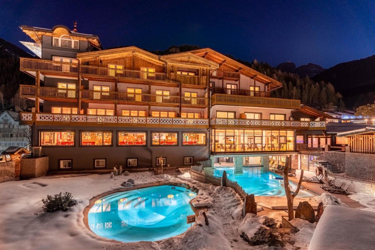 Croce Bianca Leisure & Spa Hotel Канацеї Екстер'єр фото