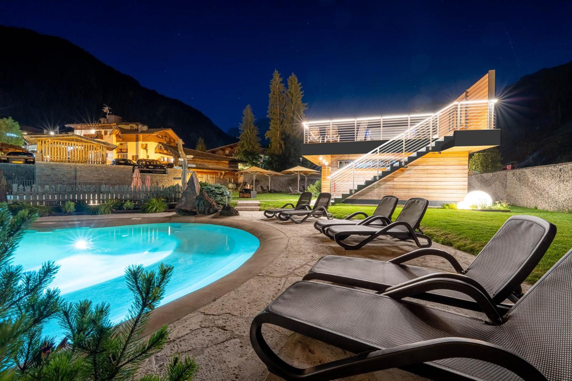 Croce Bianca Leisure & Spa Hotel Канацеї Екстер'єр фото