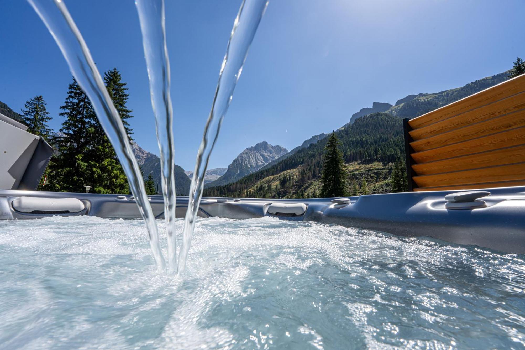 Croce Bianca Leisure & Spa Hotel Канацеї Екстер'єр фото