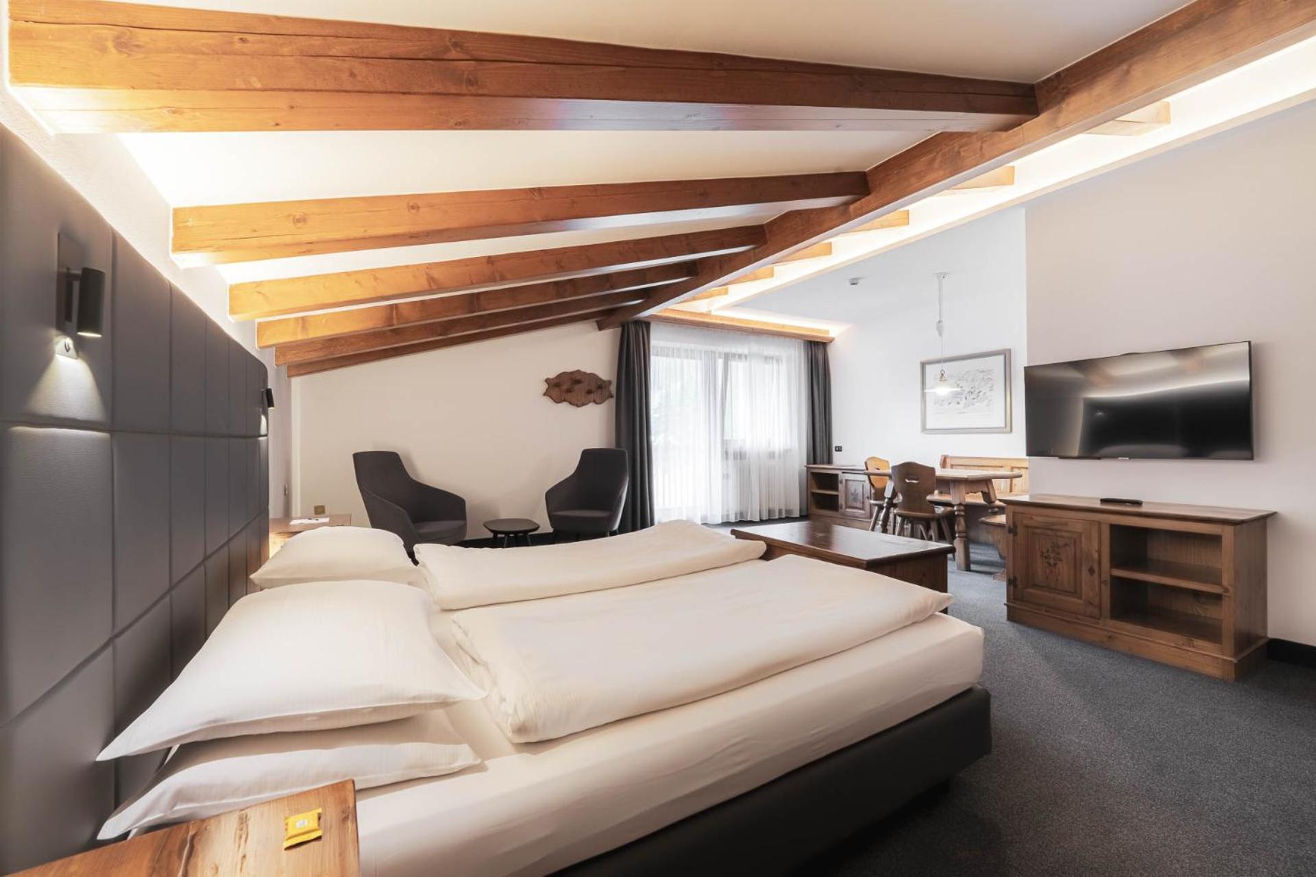 Croce Bianca Leisure & Spa Hotel Канацеї Екстер'єр фото
