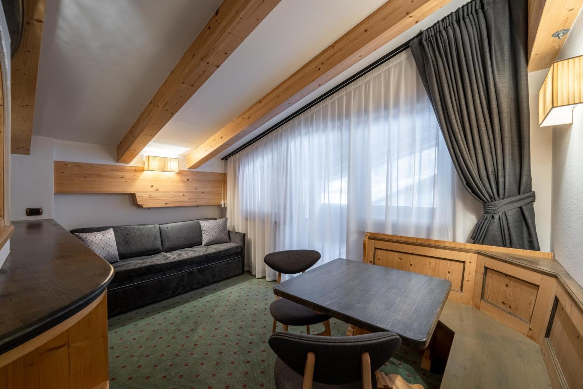 Croce Bianca Leisure & Spa Hotel Канацеї Екстер'єр фото