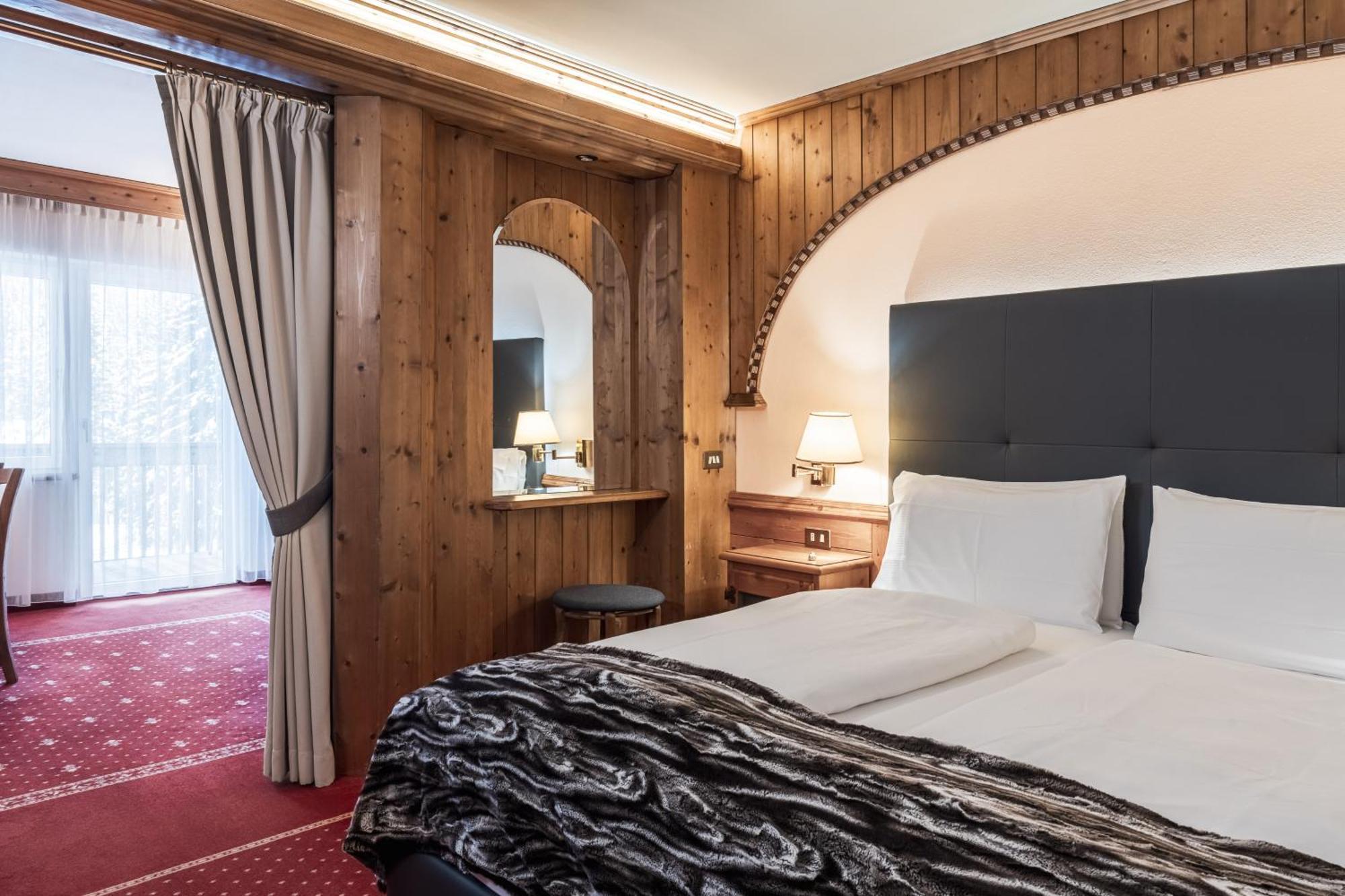 Croce Bianca Leisure & Spa Hotel Канацеї Екстер'єр фото